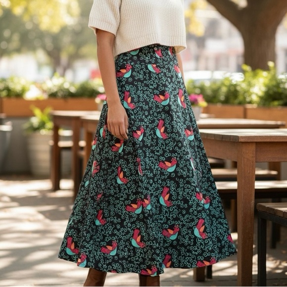 LuLaRoe Dresses & Skirts - NWT LulaRoe Bird Print Long Maxi Stretchy Skirt Women’s Size Medium Bird Lover